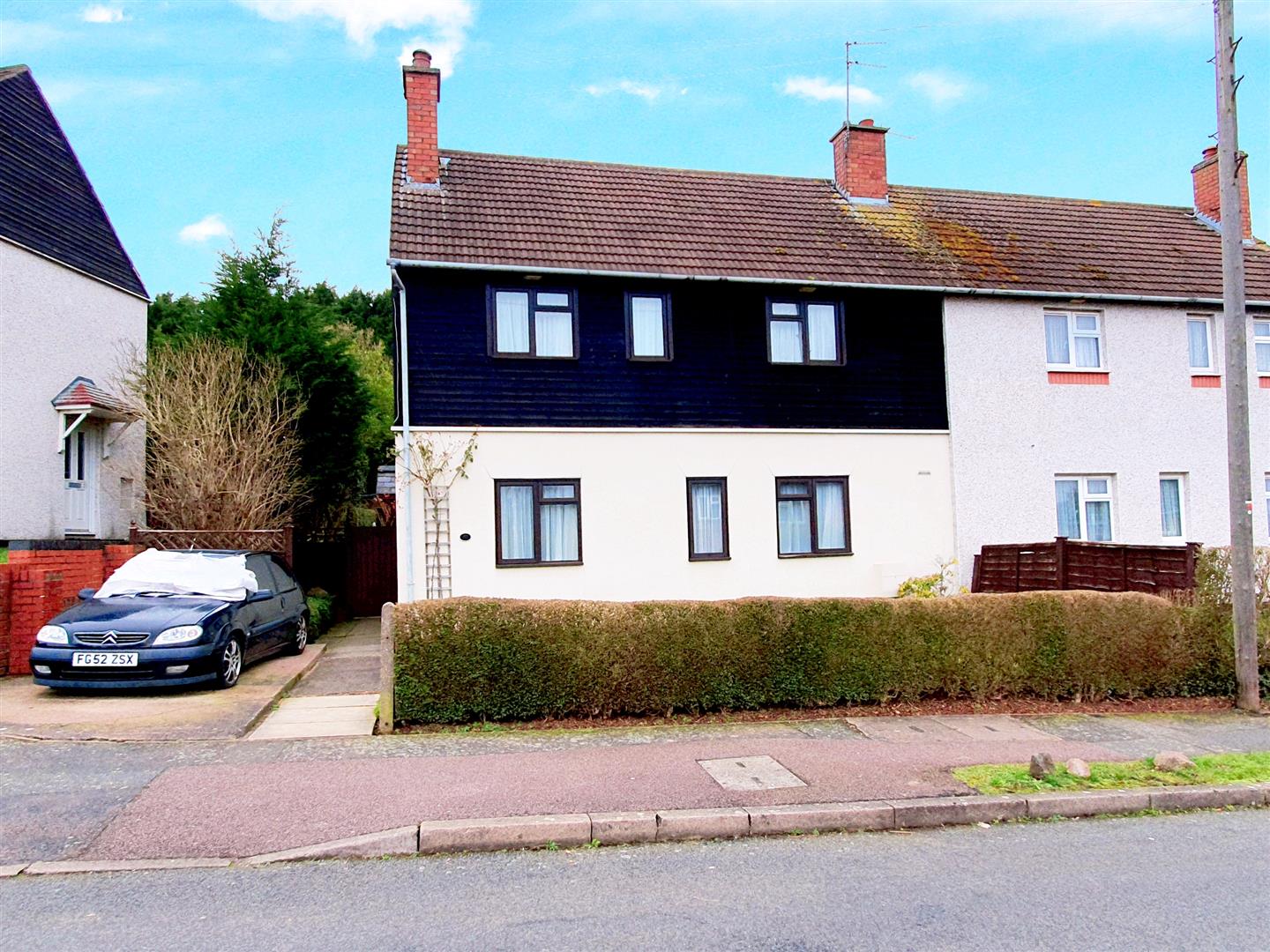 3 Bedroom Property For Sale in Leicester, Woodfield Road £180,000